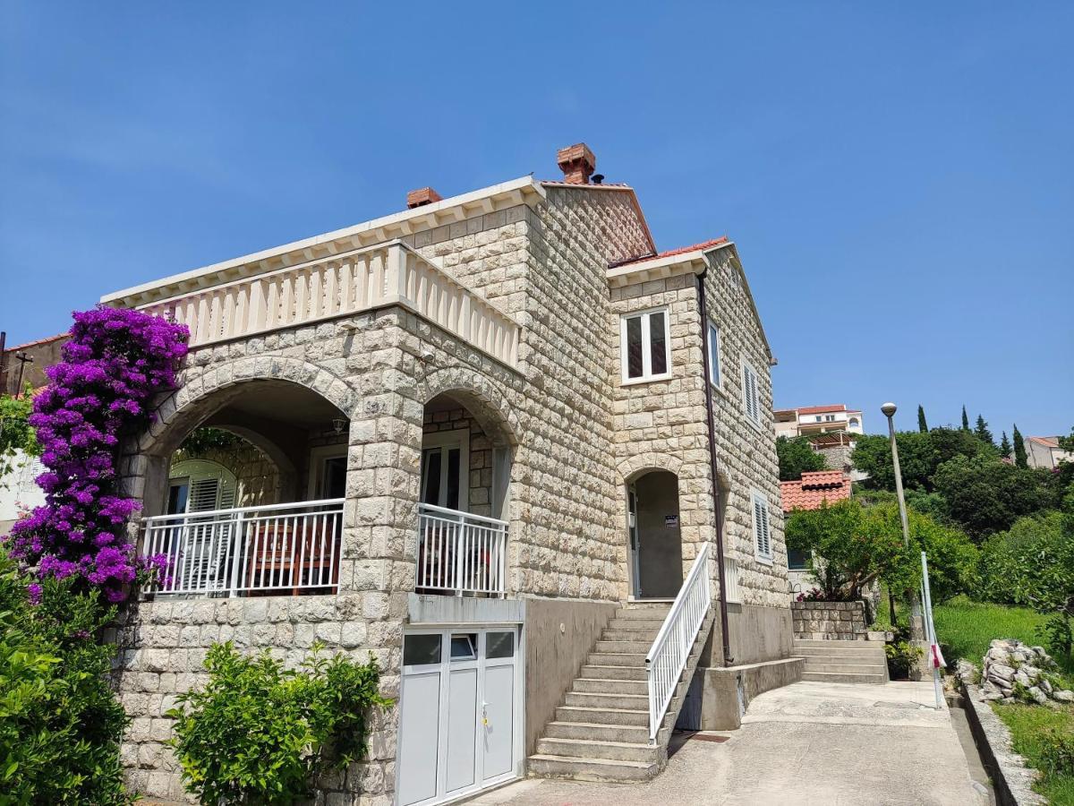 Guest House Franica & Pero Lobrovic Slano Exterior photo