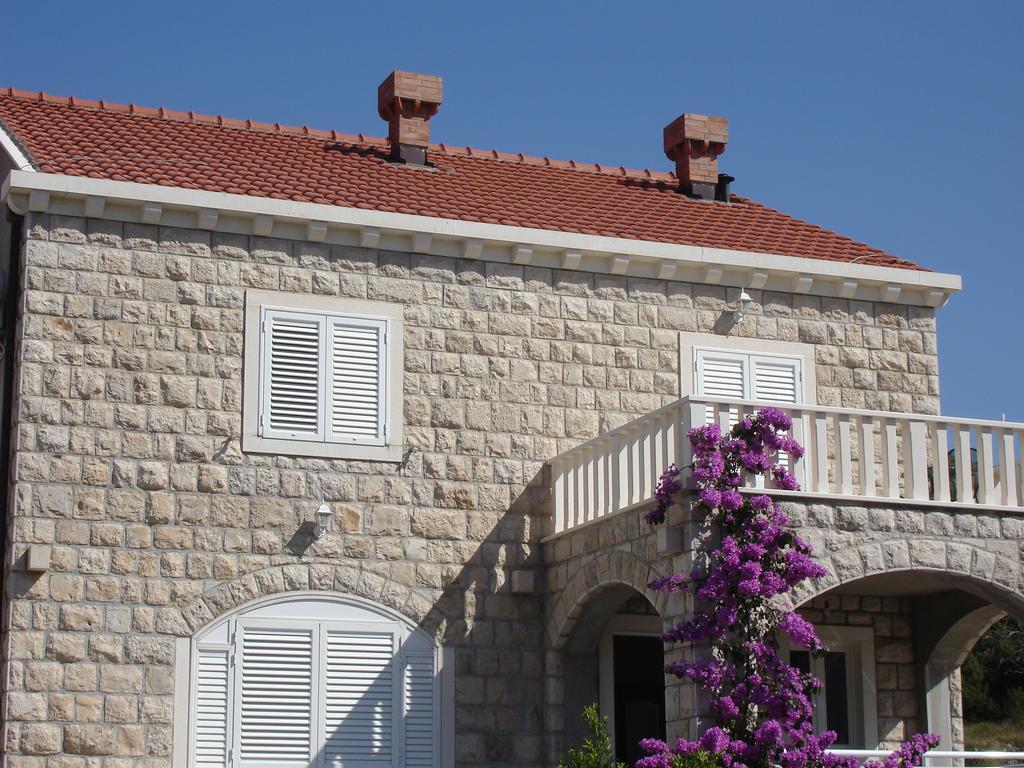 Guest House Franica & Pero Lobrovic Slano Exterior photo